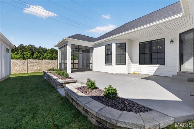 140 Haven Ridge Court, O'fallon, MO 63368
