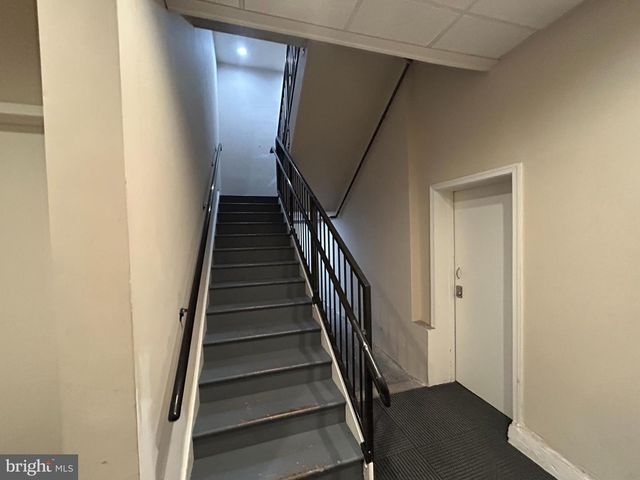 611 SWEDE ST, Norristown, PA 19401