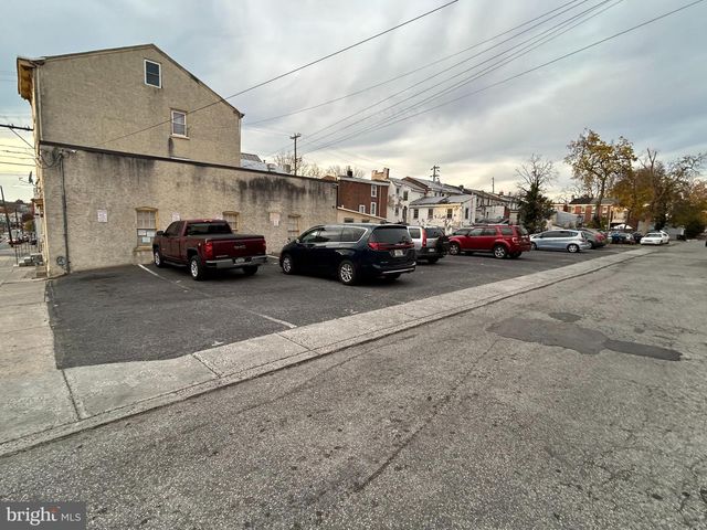 611 SWEDE ST, Norristown, PA 19401