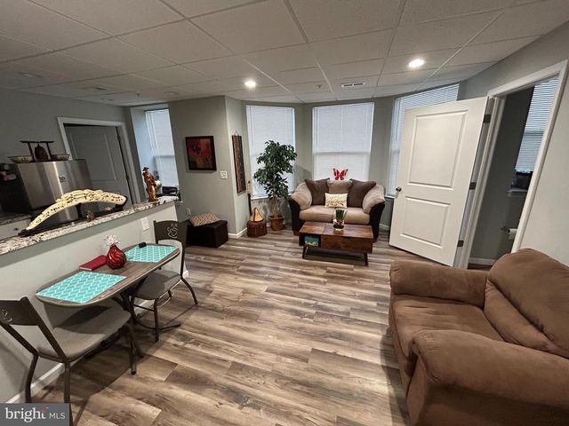 611 SWEDE ST, Norristown, PA 19401