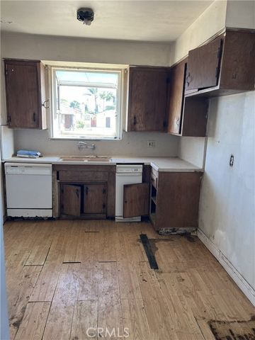 1505 W 220th, Torrance, CA 90501