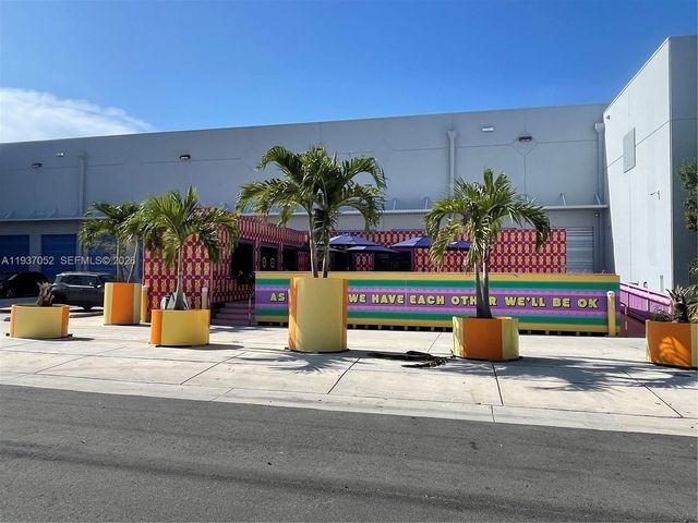 1102 NW 26th St 1102, Miami, FL 33127