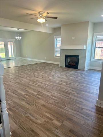 224 Ryder Street, Gentry, AR 72734