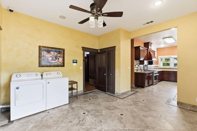 807 N Van Ness Avenue, Fresno, CA 93728