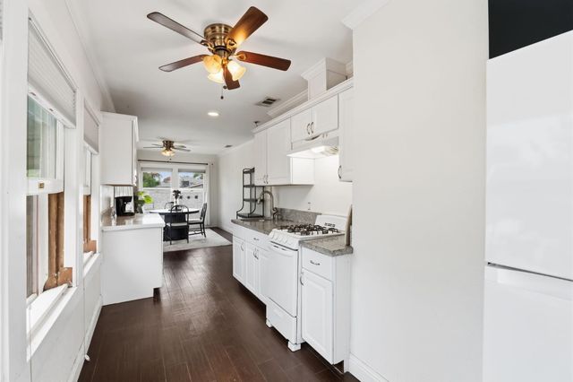 807 N Van Ness Avenue, Fresno, CA 93728