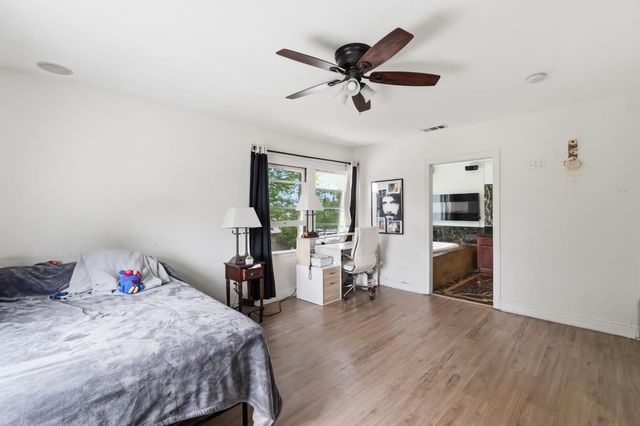807 N Van Ness Avenue, Fresno, CA 93728
