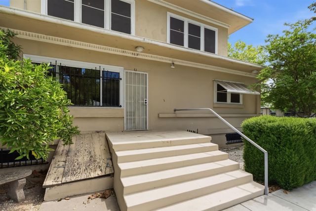 807 N Van Ness Avenue, Fresno, CA 93728