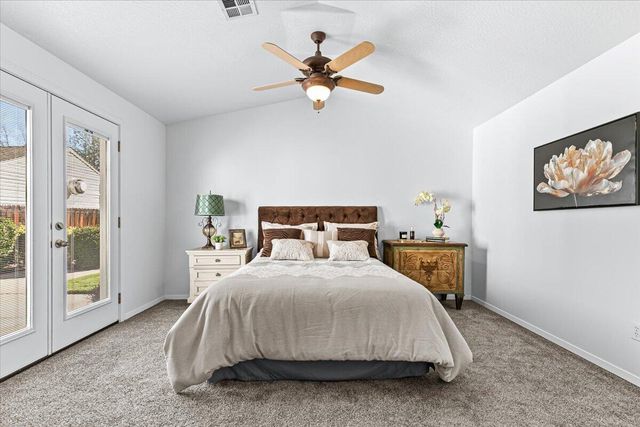 317 Jeanette Avenue, Medford, OR 97501