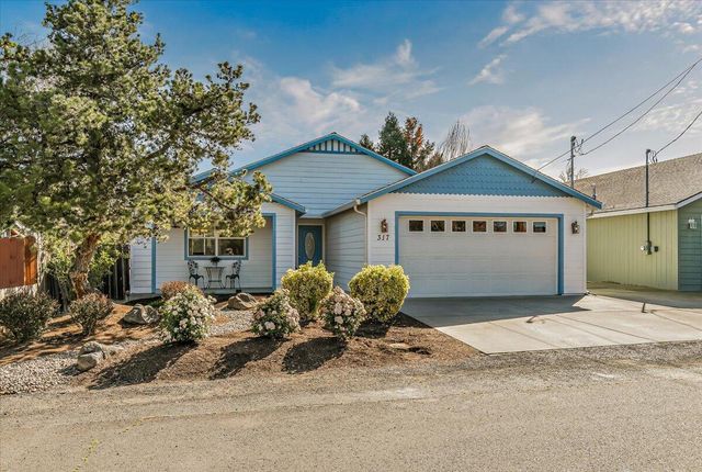 317 Jeanette Avenue, Medford, OR 97501