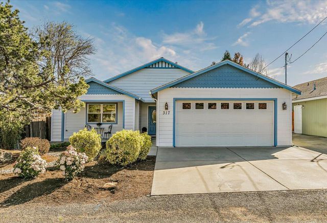 317 Jeanette Avenue, Medford, OR 97501