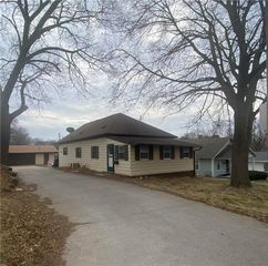 3518 Lafayette Street, St Joseph, MO 64507