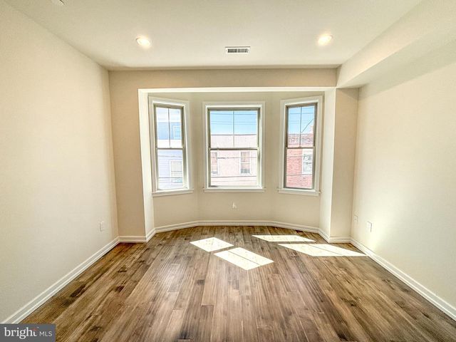 1439 S TAYLOR ST, Philadelphia, PA 19146