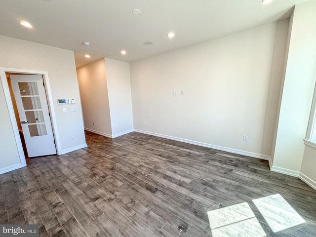 1439 S TAYLOR ST, Philadelphia, PA 19146