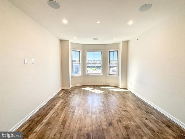 1439 S TAYLOR ST, Philadelphia, PA 19146