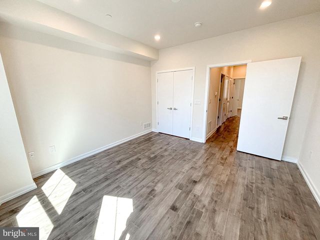 1439 S TAYLOR ST, Philadelphia, PA 19146