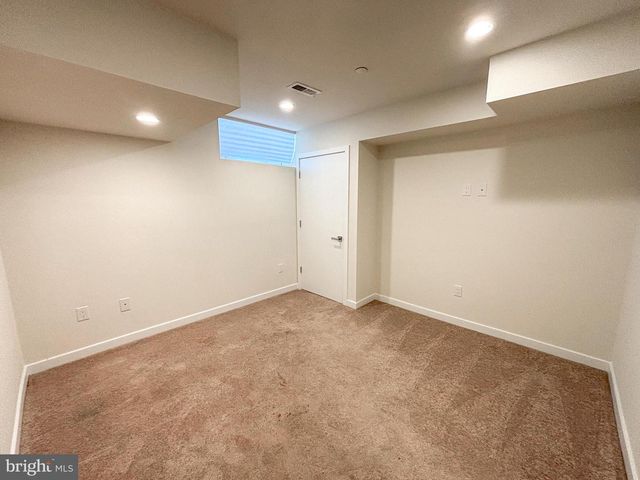 1439 S TAYLOR ST, Philadelphia, PA 19146