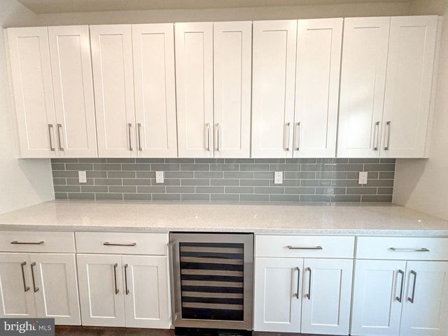 1439 S TAYLOR ST, Philadelphia, PA 19146