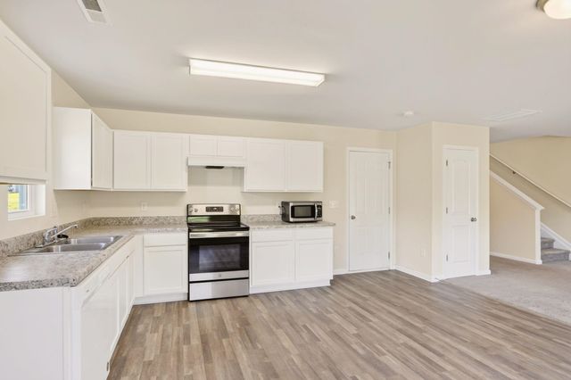 147 bennett dairy Road, Spartanburg, SC 29307