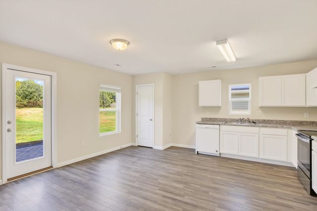 147 bennett dairy Road, Spartanburg, SC 29307