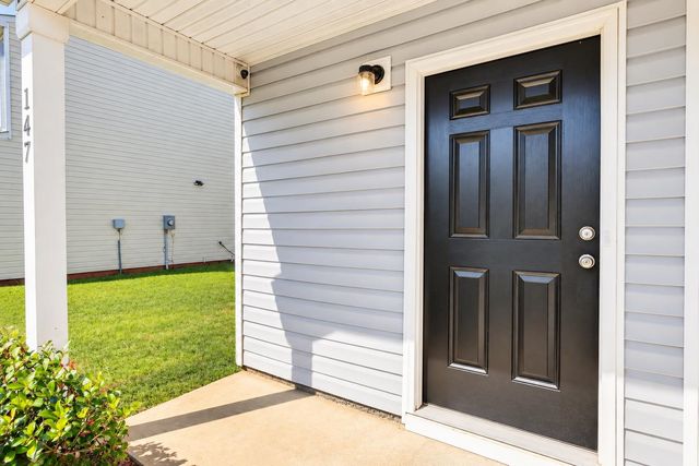 147 bennett dairy Road, Spartanburg, SC 29307