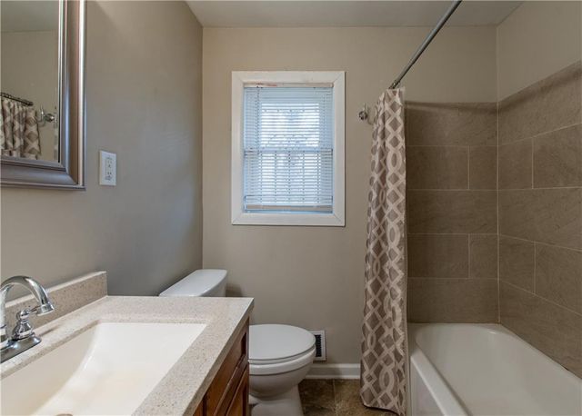 656 Bolton NW Road, Atlanta, GA 30331