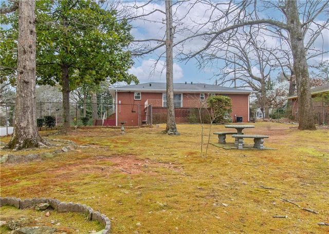 656 Bolton NW Road, Atlanta, GA 30331