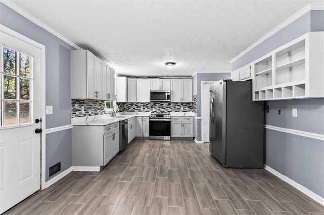 457 Casey Ct, Lawrenceville, GA 30046