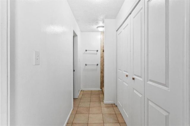 457 Casey Ct, Lawrenceville, GA 30046