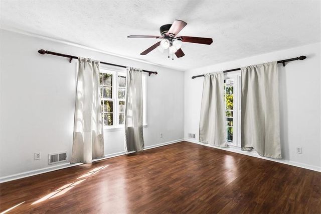 457 Casey Ct, Lawrenceville, GA 30046