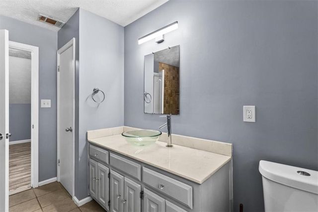 457 Casey Ct, Lawrenceville, GA 30046