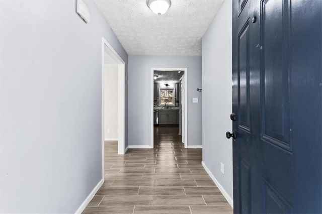 457 Casey Ct, Lawrenceville, GA 30046