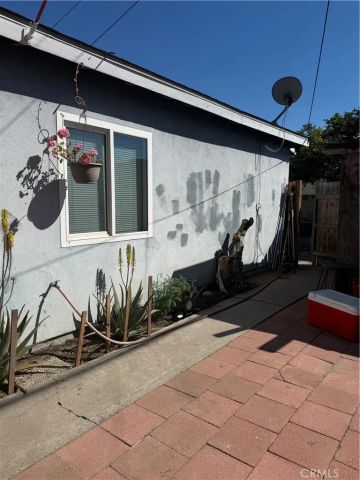 14851 Adams Street, Midway City, CA 92655