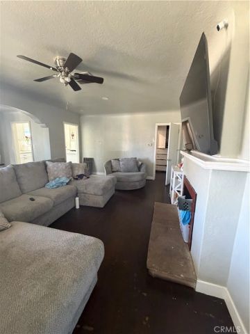 14851 Adams Street, Midway City, CA 92655
