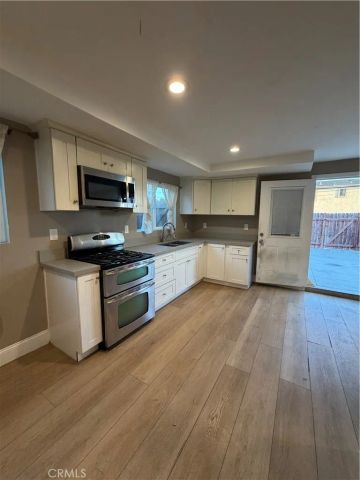 14851 Adams Street, Midway City, CA 92655