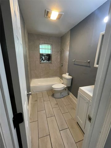 2423 Stonewall Street, Shreveport, LA 71103