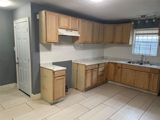 2423 Stonewall Street, Shreveport, LA 71103