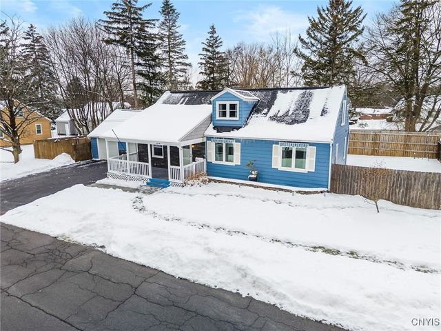 104 Orchard Drive East, Salina, NY 13212