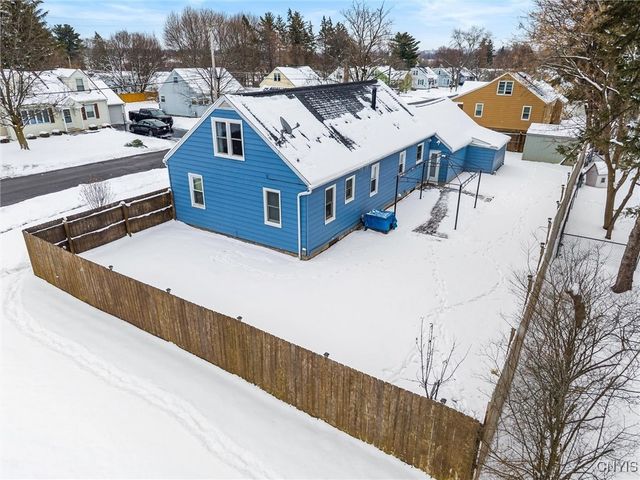 104 Orchard Drive East, Salina, NY 13212