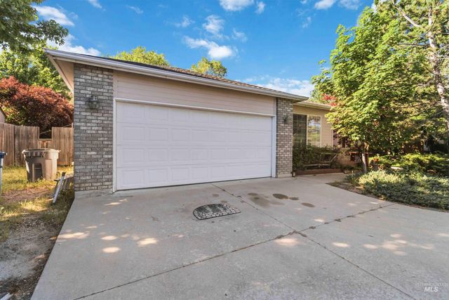 6482 S Lodgepole Pl, Boise, ID 83716
