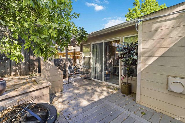 6482 S Lodgepole Pl, Boise, ID 83716