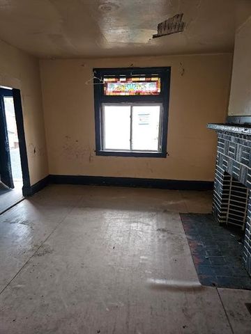 324 Moore Ave, Knoxville, PA 15210