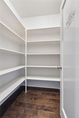 6717 NW 104th Terrace, Kansas City, MO 64154