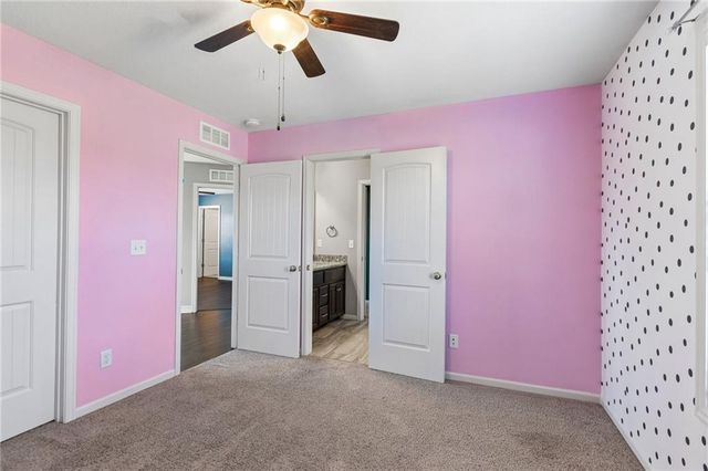6717 NW 104th Terrace, Kansas City, MO 64154