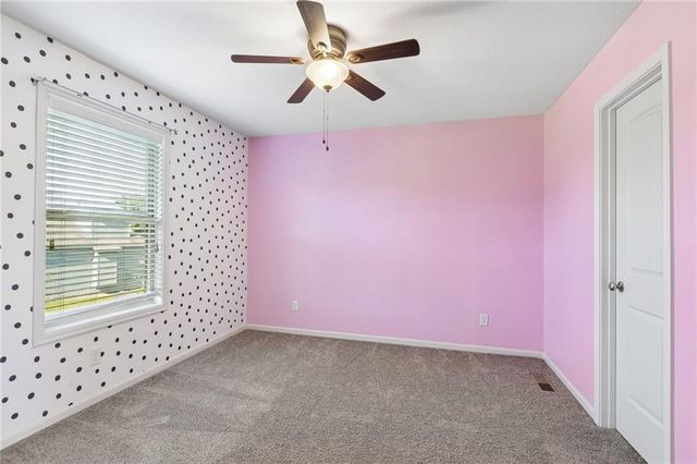 6717 NW 104th Terrace, Kansas City, MO 64154