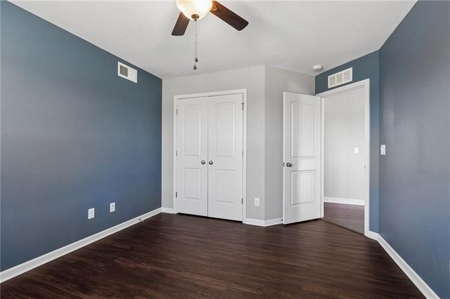 6717 NW 104th Terrace, Kansas City, MO 64154