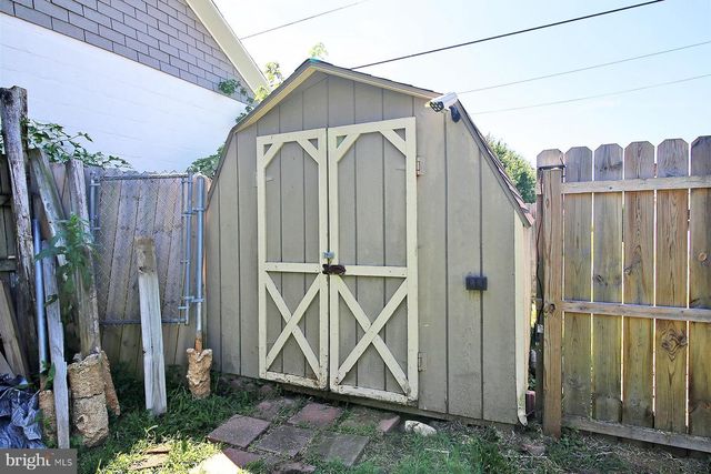 619 NOBLE ST, Lebanon, PA 17042