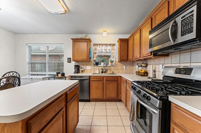 603 Northvalley Drive, Houston, TX 77073