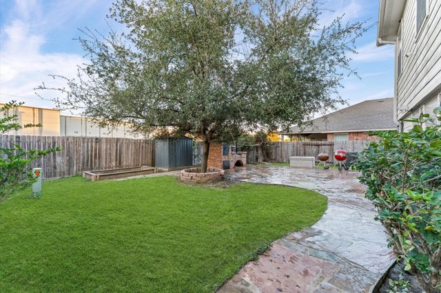 603 Northvalley Drive, Houston, TX 77073