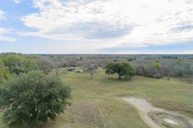 1820 South Old Smithville RD, Flatonia, TX 78941