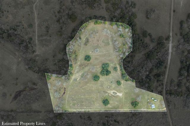 1820 South Old Smithville RD, Flatonia, TX 78941